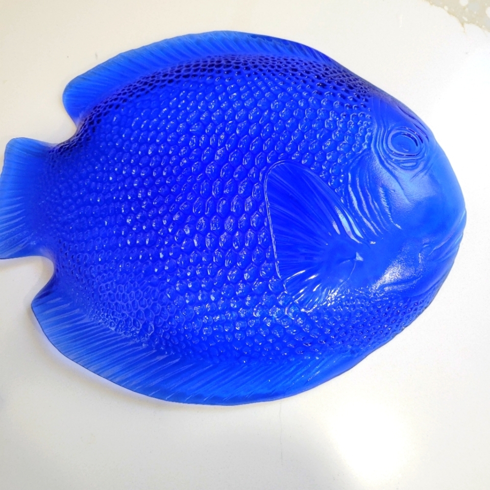 Cobalt Blue embossed Fish Plate